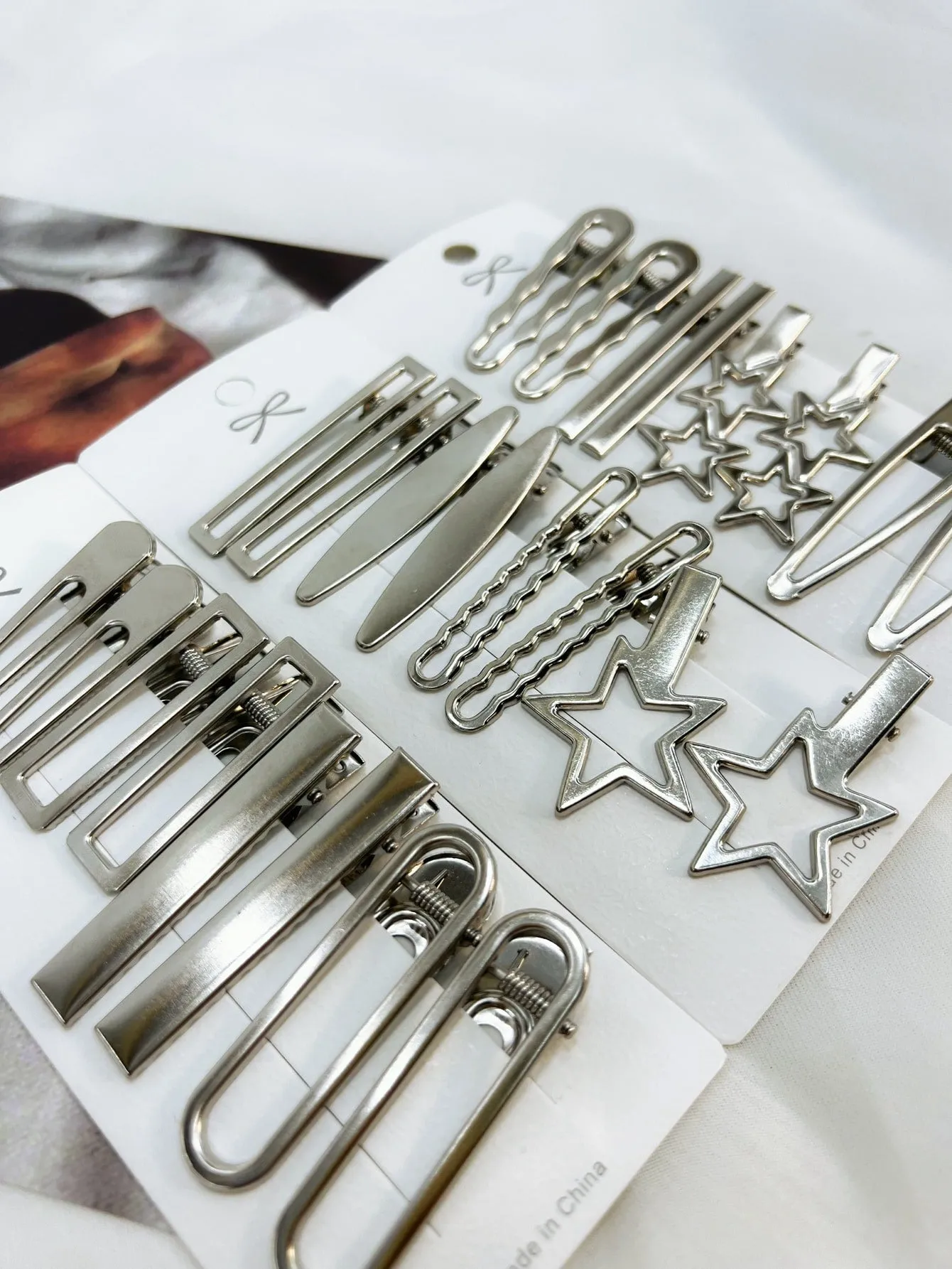 24pcs Silver Star And Cloud Design Hair Clips