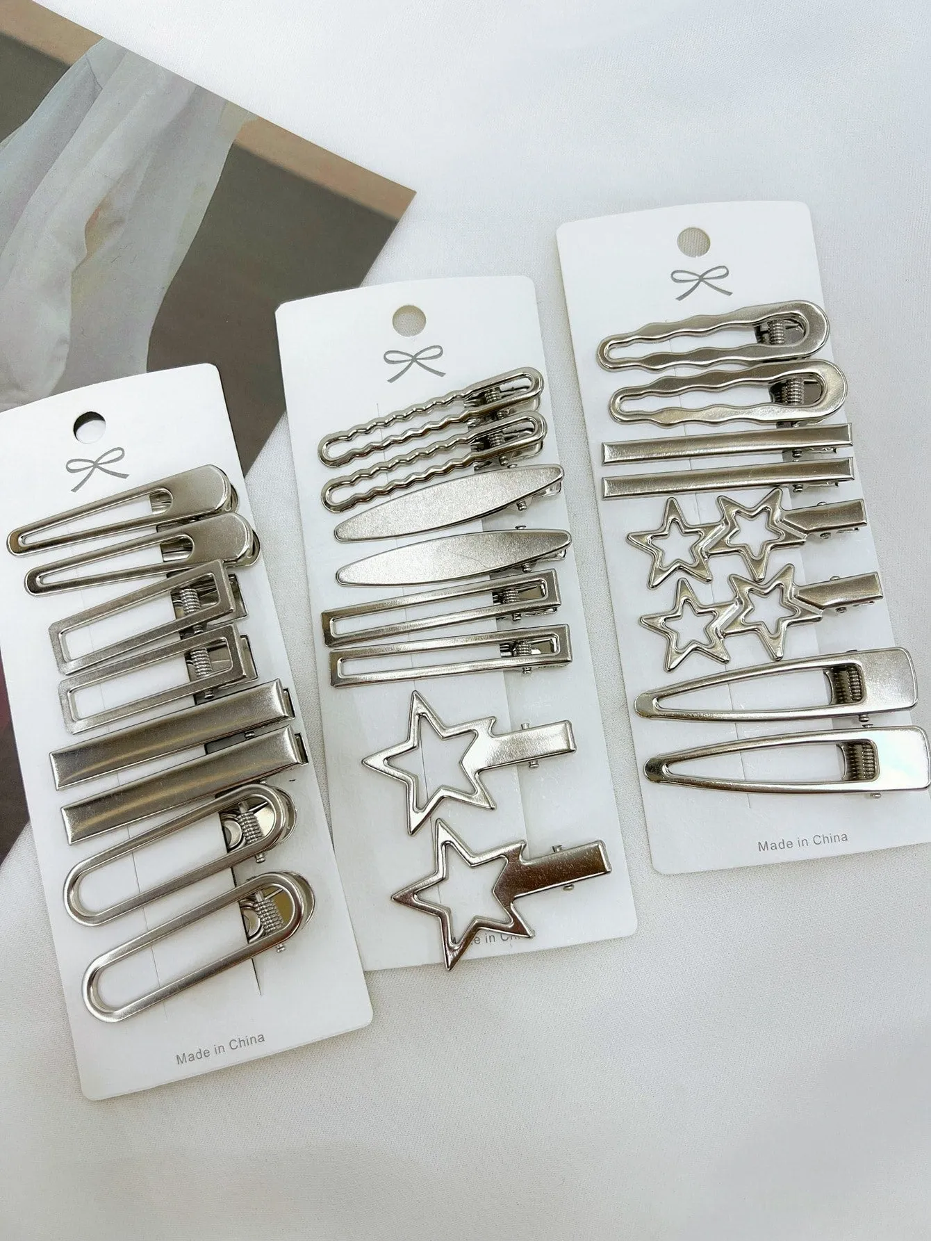 24pcs Silver Star And Cloud Design Hair Clips