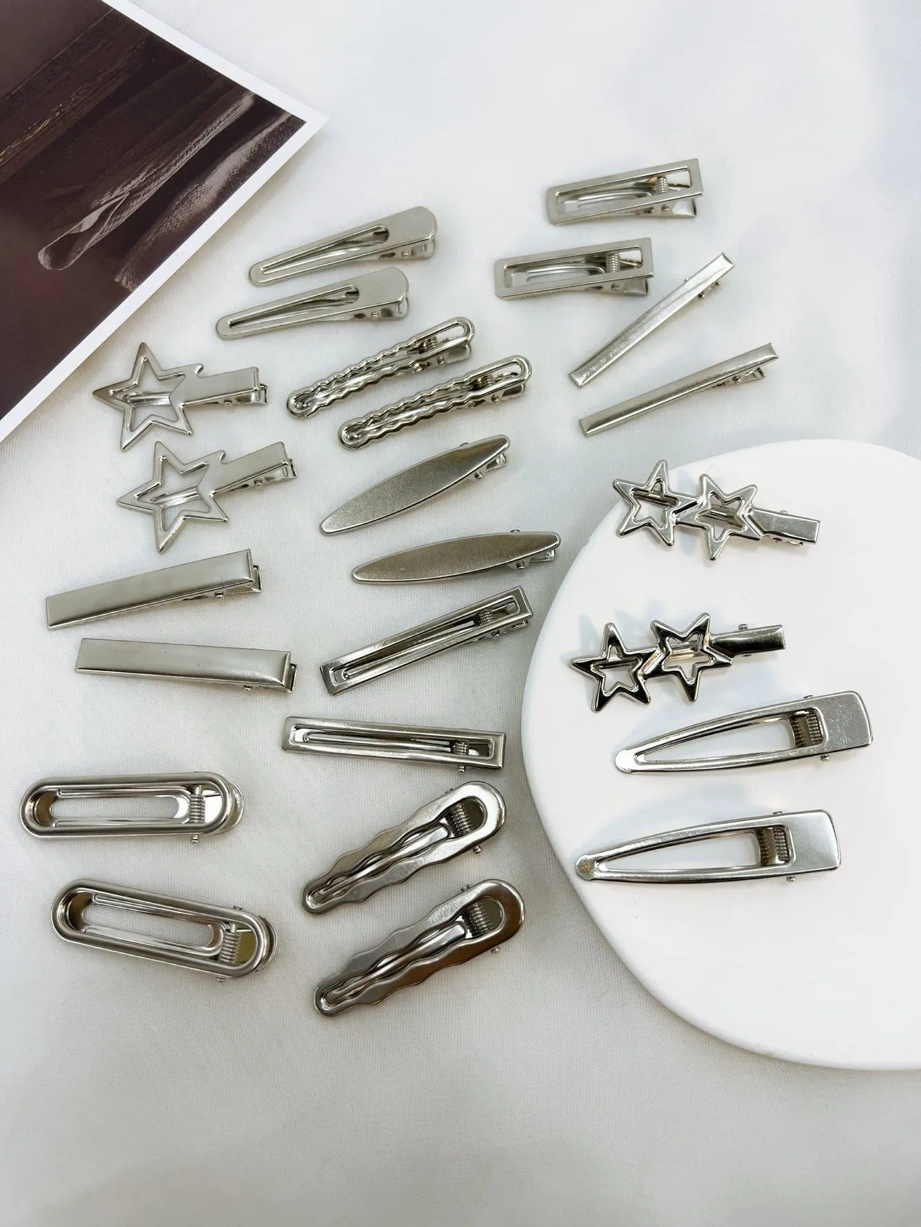24pcs Silver Star And Cloud Design Hair Clips