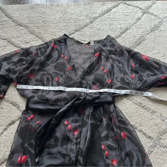 90s Victoria’s Secret robe Sheer Chiffon Black Silky Satin red Floral medium