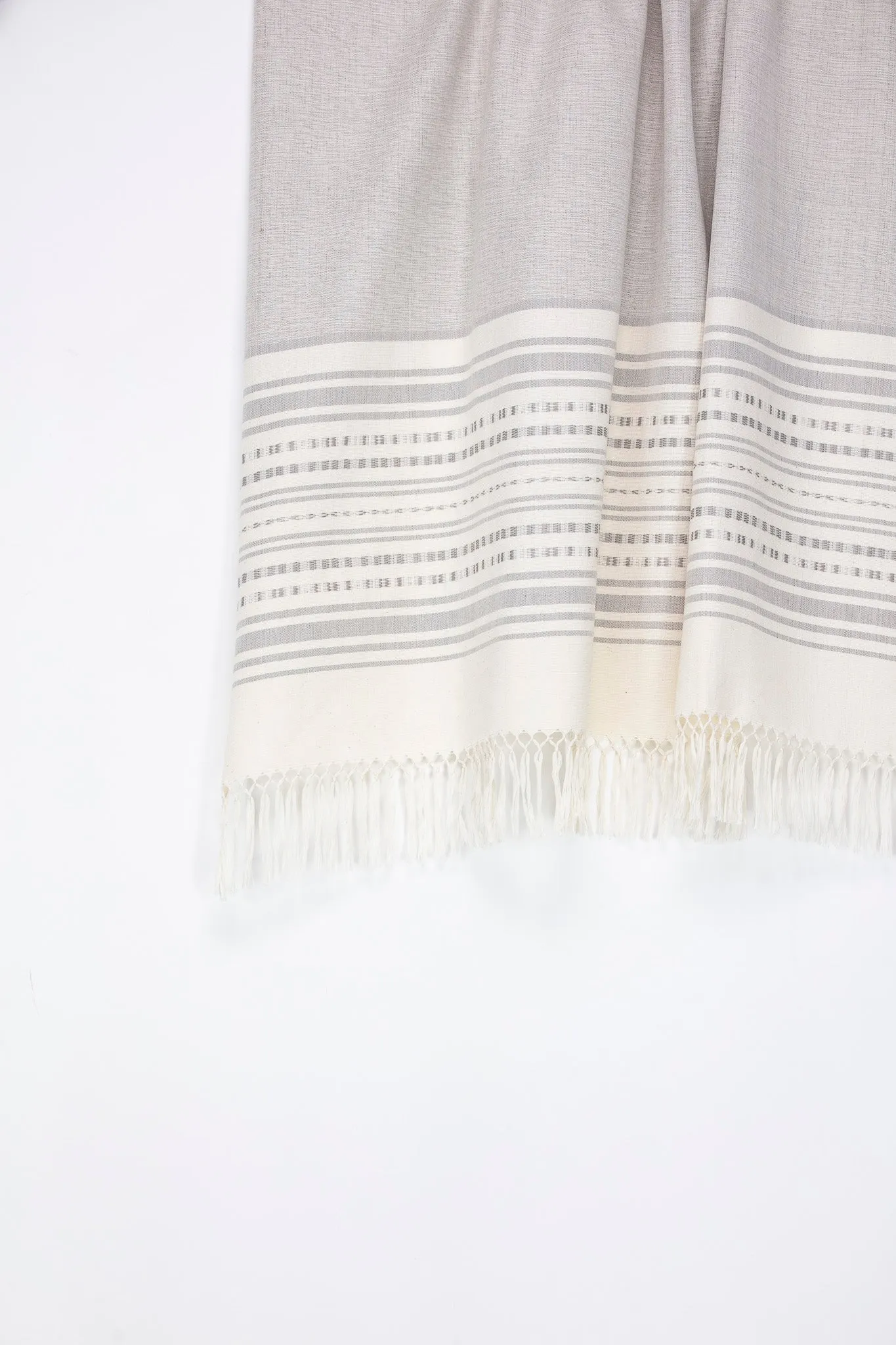 Alba Throw