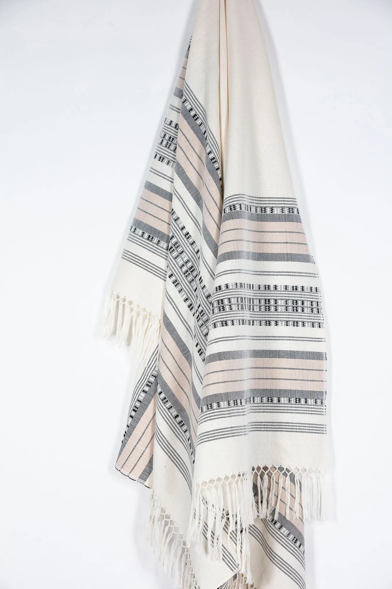 Alba Throw