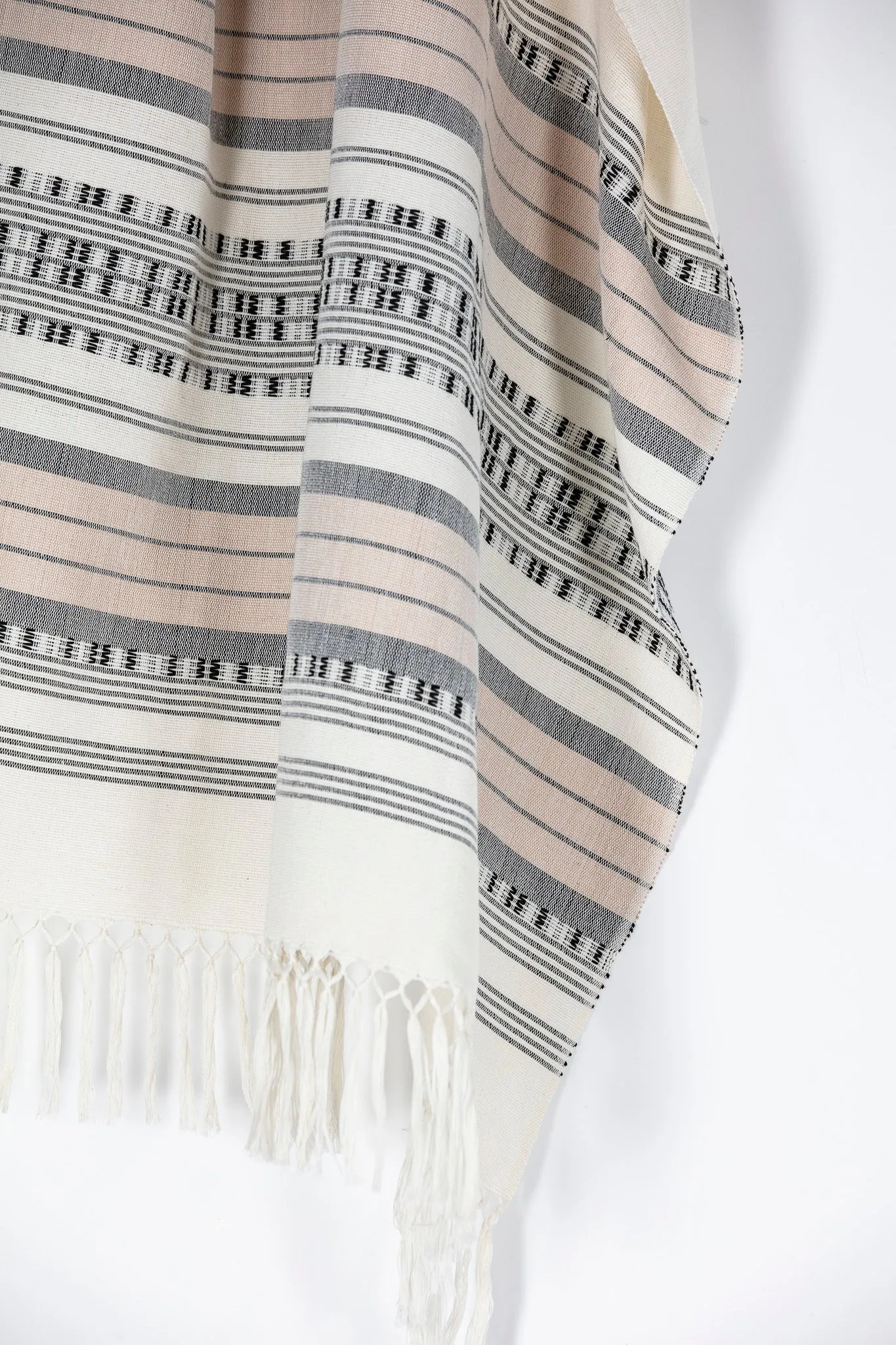 Alba Throw