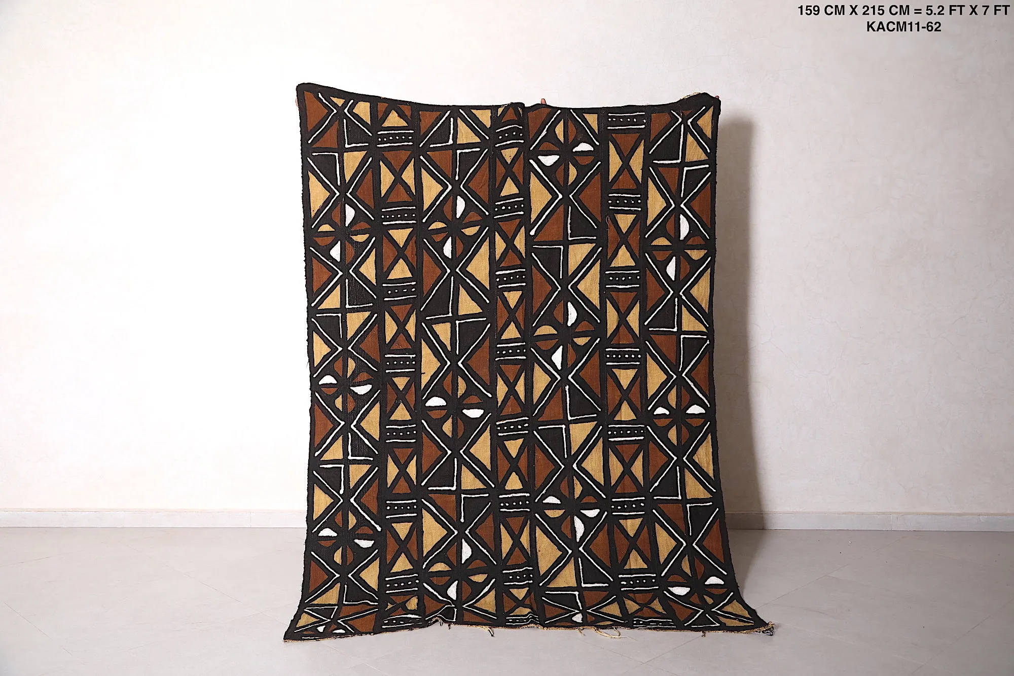 Bold African Tribal Handwoven Kilim Rug - 5.2 FT X 7 FT