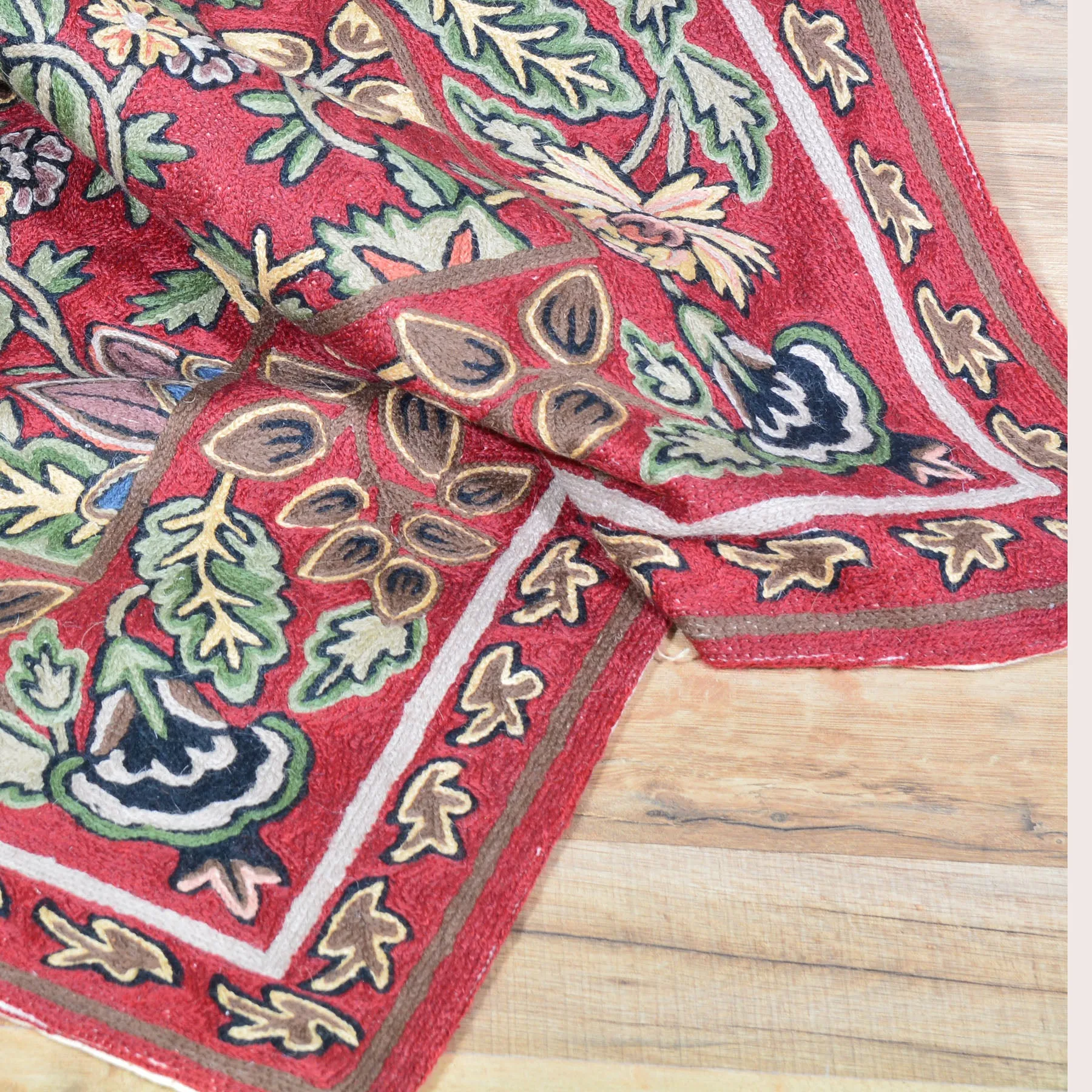 Chain-Stitched Kashmir Floral Handmade Wool Rug (Size 4.0 X 6.0) Brral-5262