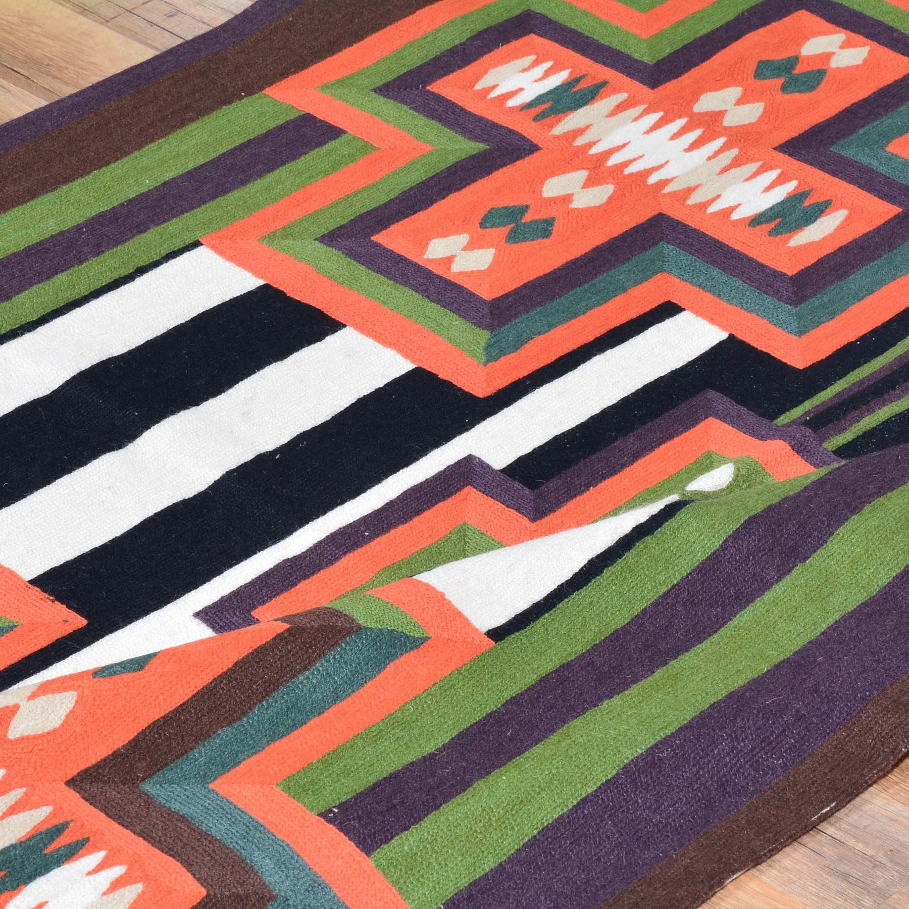 Chain-Stitched Kashmir Southwestern Handmade Wool Rug (Size 4.0 X 6.0) Brrsf-930