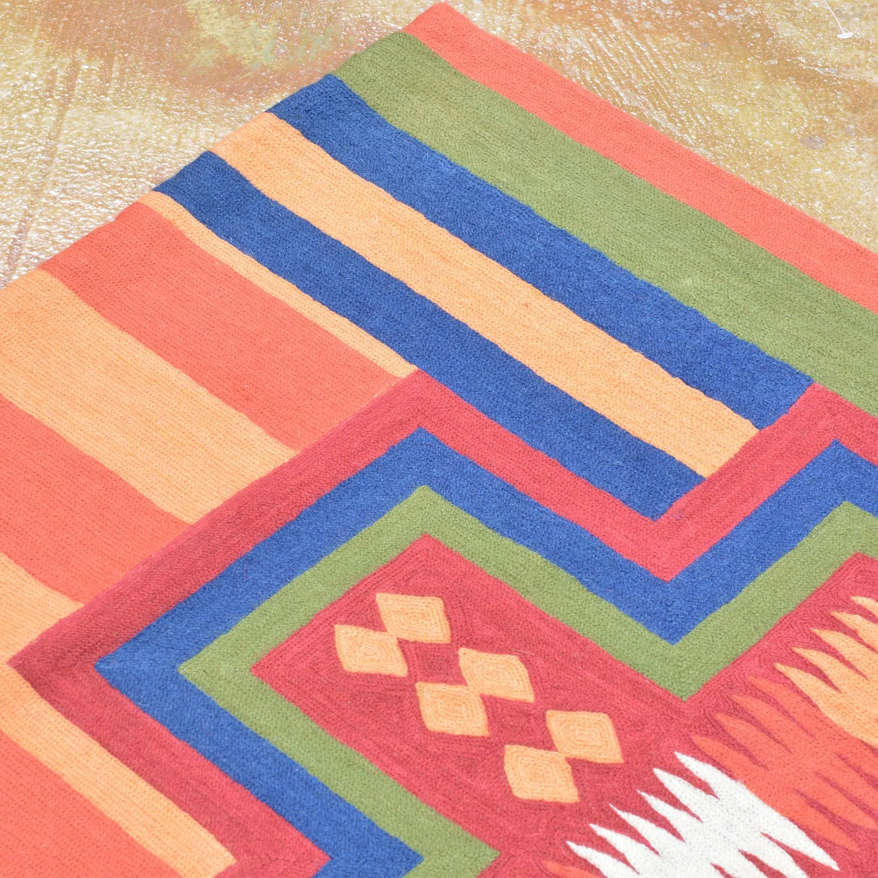 Chain-Stitched Kashmiri SouthWestern Design Wool Rug (Size 5.0 X 6.11) Brrsf-1497