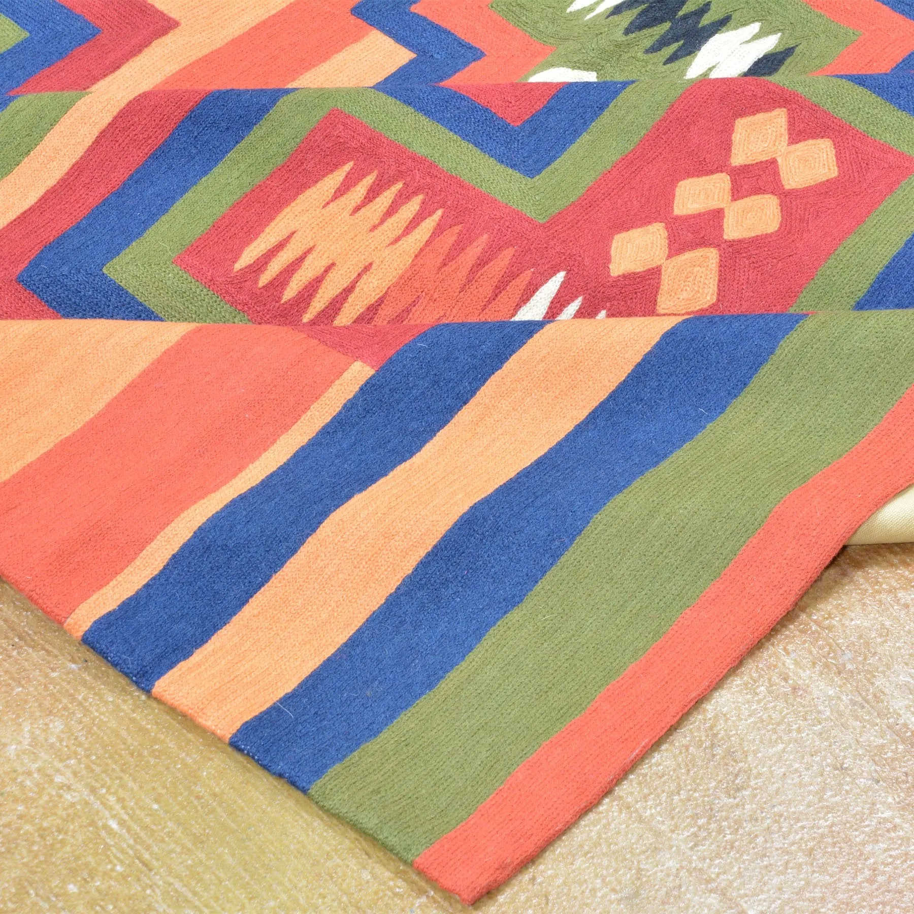Chain-Stitched Kashmiri SouthWestern Design Wool Rug (Size 5.0 X 6.11) Brrsf-1497