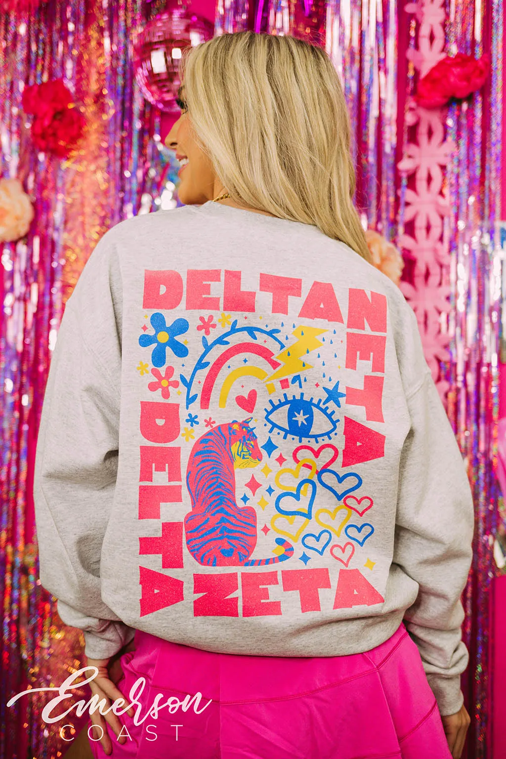 Delta Zeta PR Graphic Art Pullover