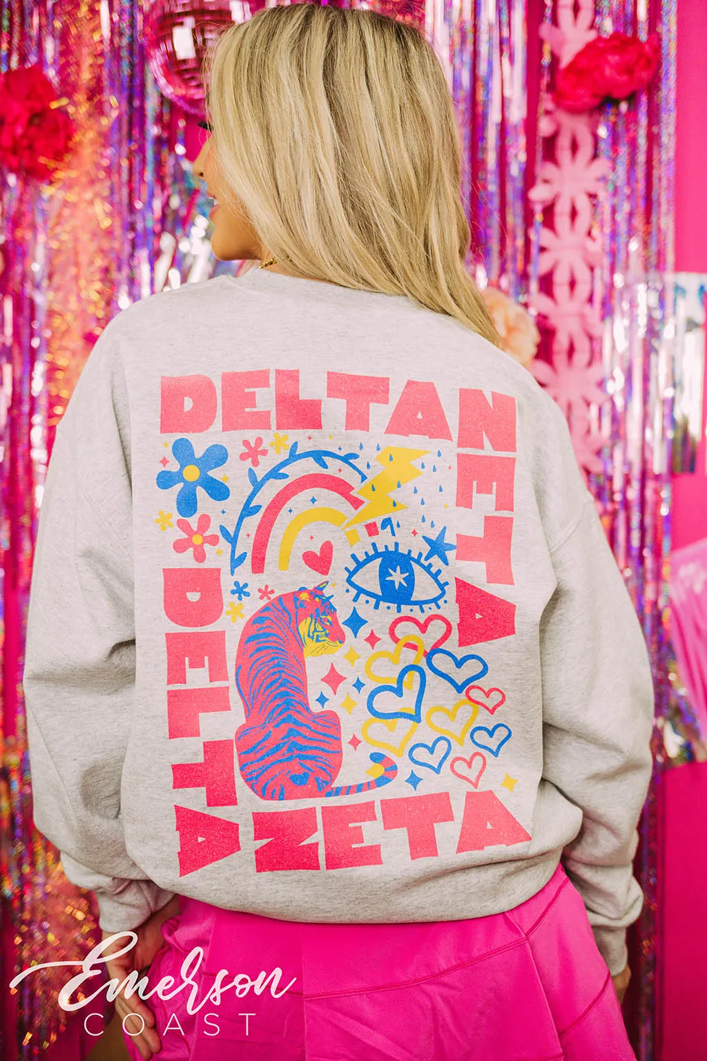 Delta Zeta PR Graphic Art Pullover
