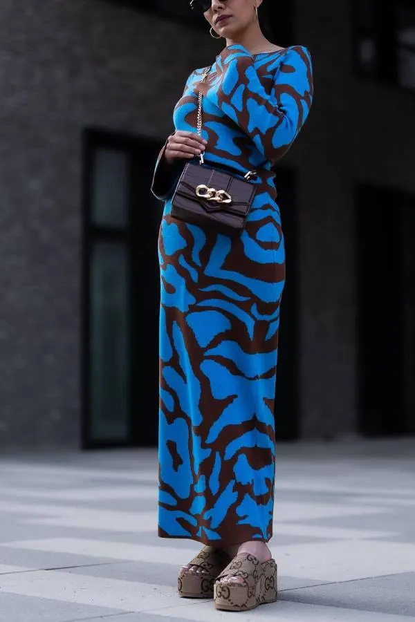 Graphic Print Fitted Knit Maxi Dress