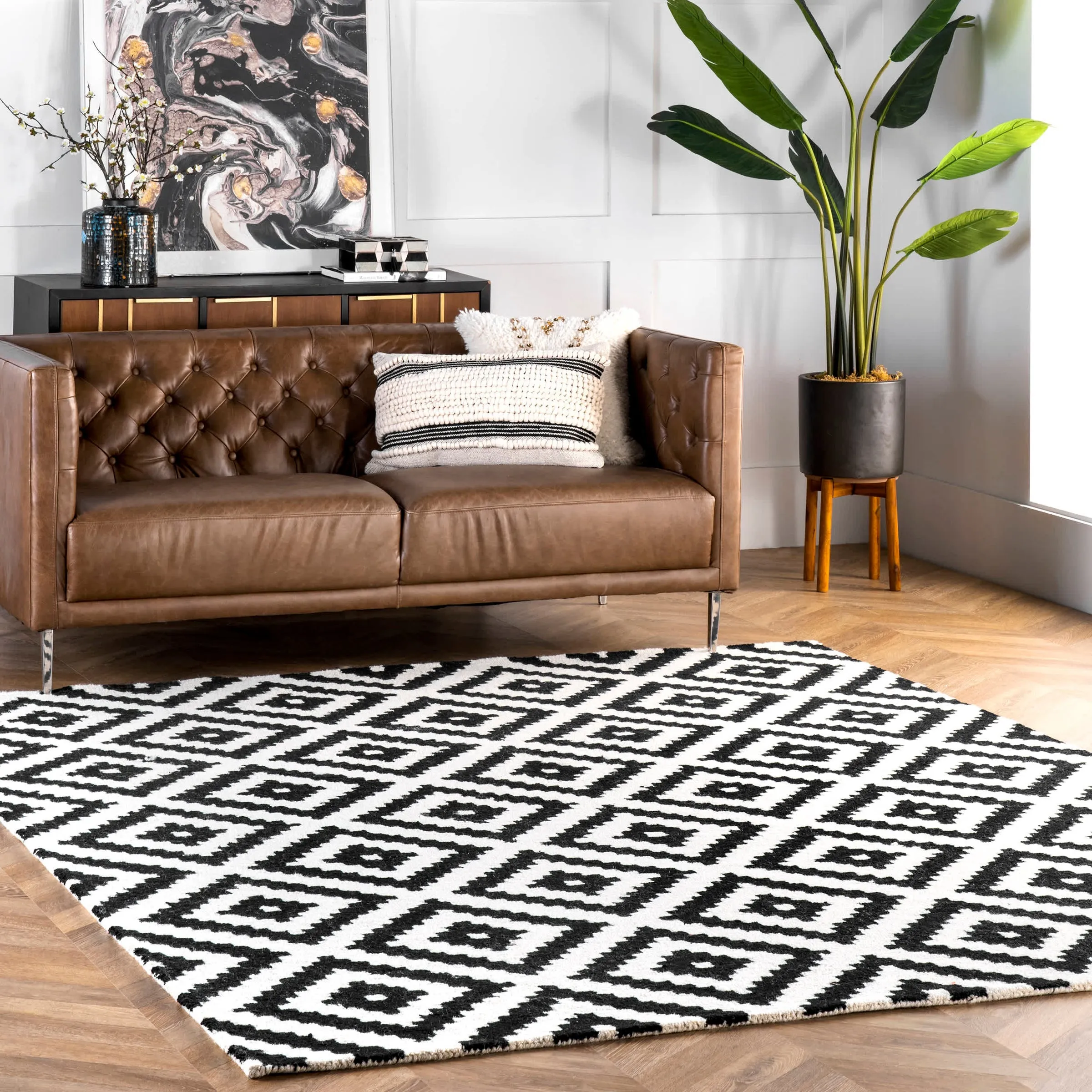 Hand Tufted Kellee Area Rug - Black