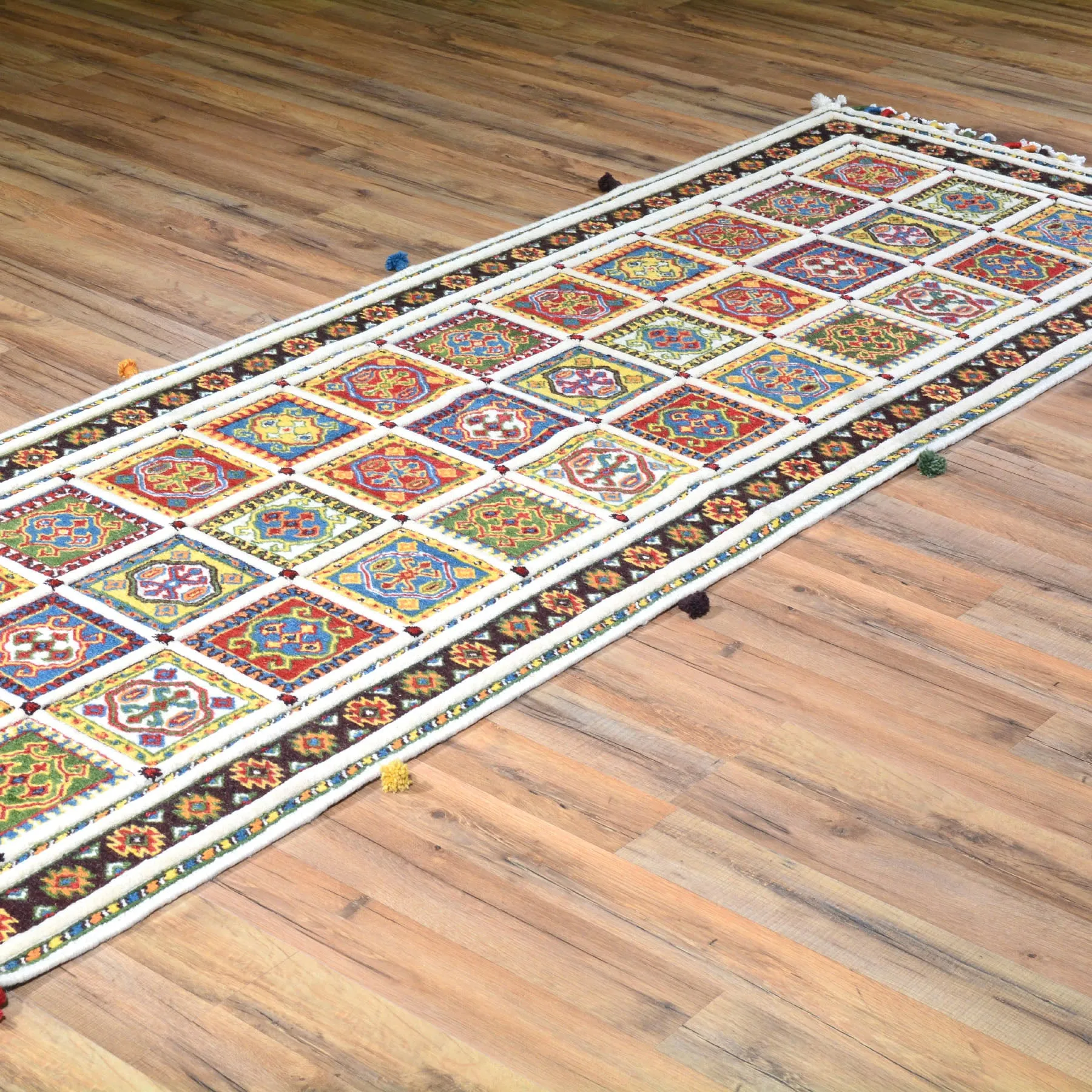 Handmade Multi Weave Soumak Hand-knotted 100% Wool Rug (Size 2.8 X 7.11) Cwral-2787