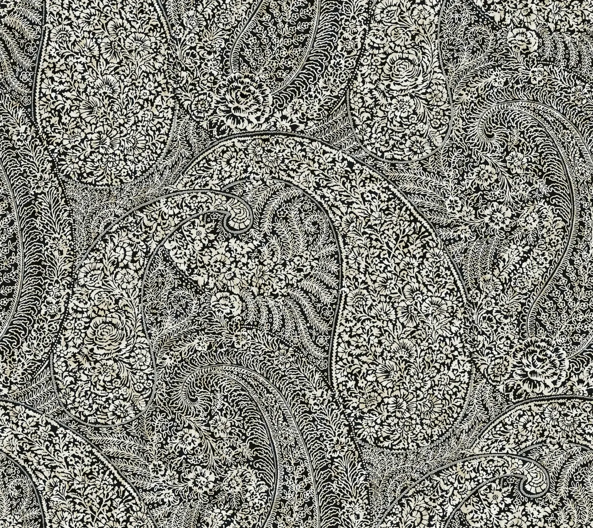 Kashmir Dreams Paisley Wallpaper Black (60 SqFt)