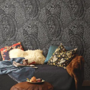 Kashmir Dreams Paisley Wallpaper Black (60 SqFt)