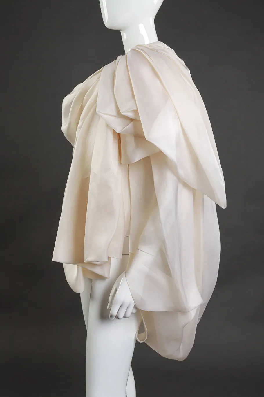 Laviallière Cocoon Cape
