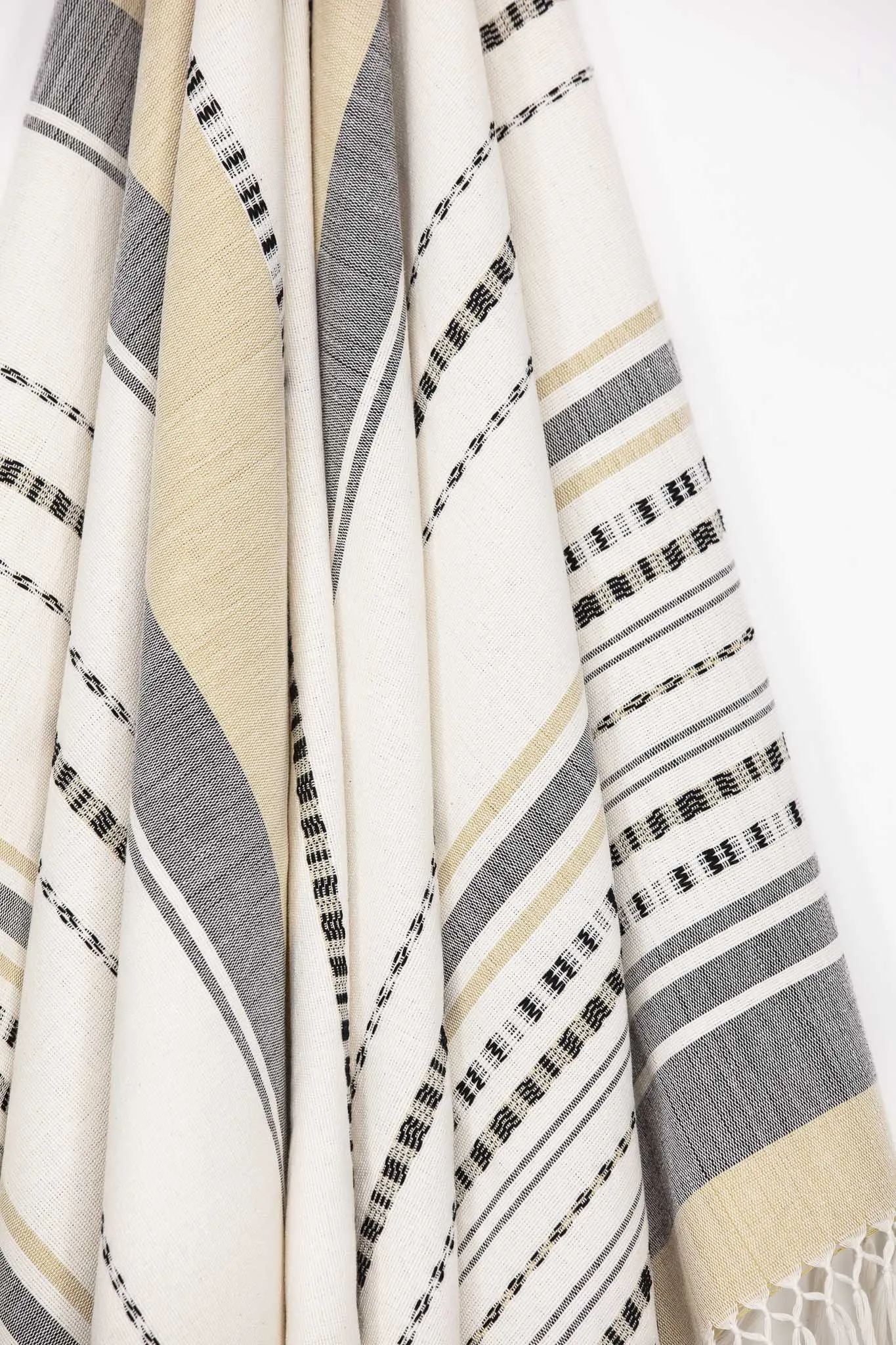 Mitla Throw, Blonde