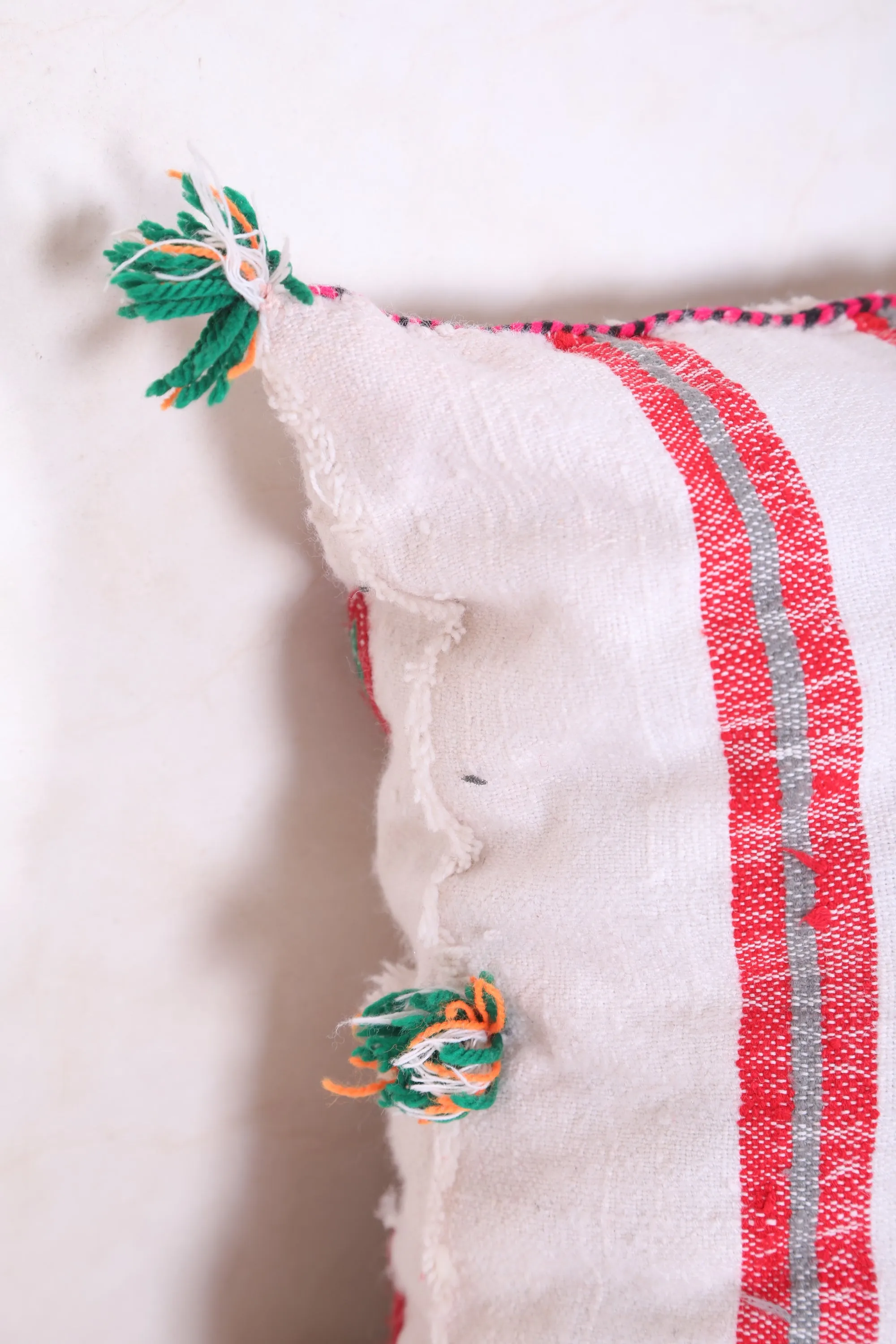 Moroccan berber pillow 16.5 INCHES X 16.5 INCHES