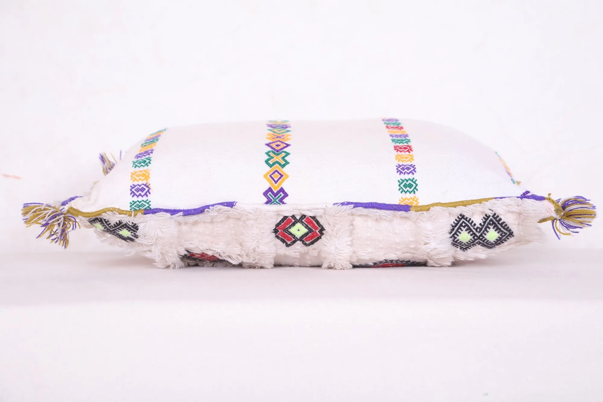 Moroccan decor pillow 17.3 INCHES X 19.6 INCHES