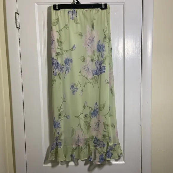 NWOT Vintage Dress Barn Light Green Pastel Floral 2-Piece Skirt Set Dress
