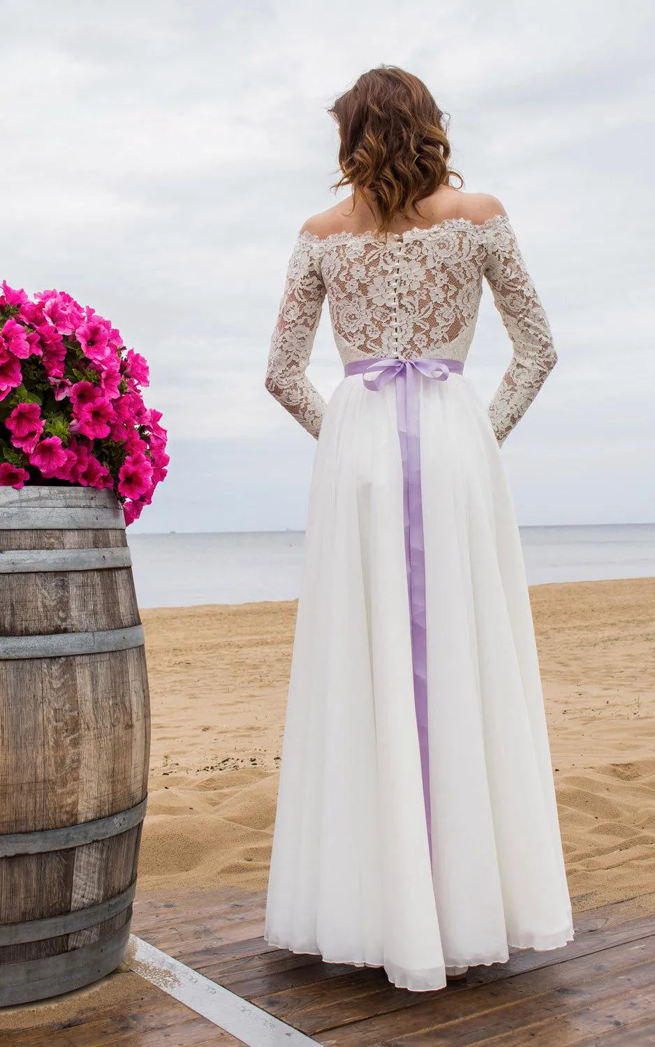 Off-Shoulder Long Sleeve Closed Sheer Back Wedding Dress With Chiffon Skirt-ET_711369