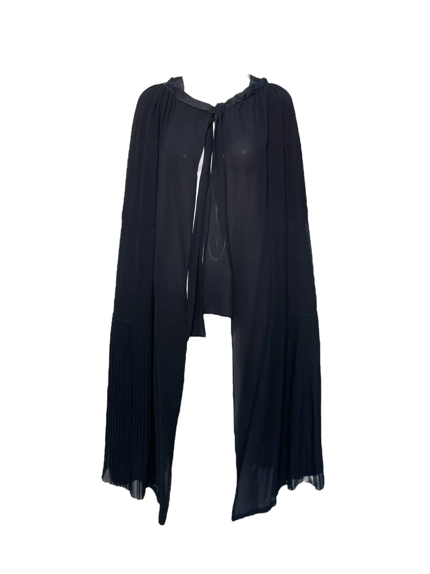 Rare Drecoll Early 1920's Black Silk Chiffon Pleated Cape