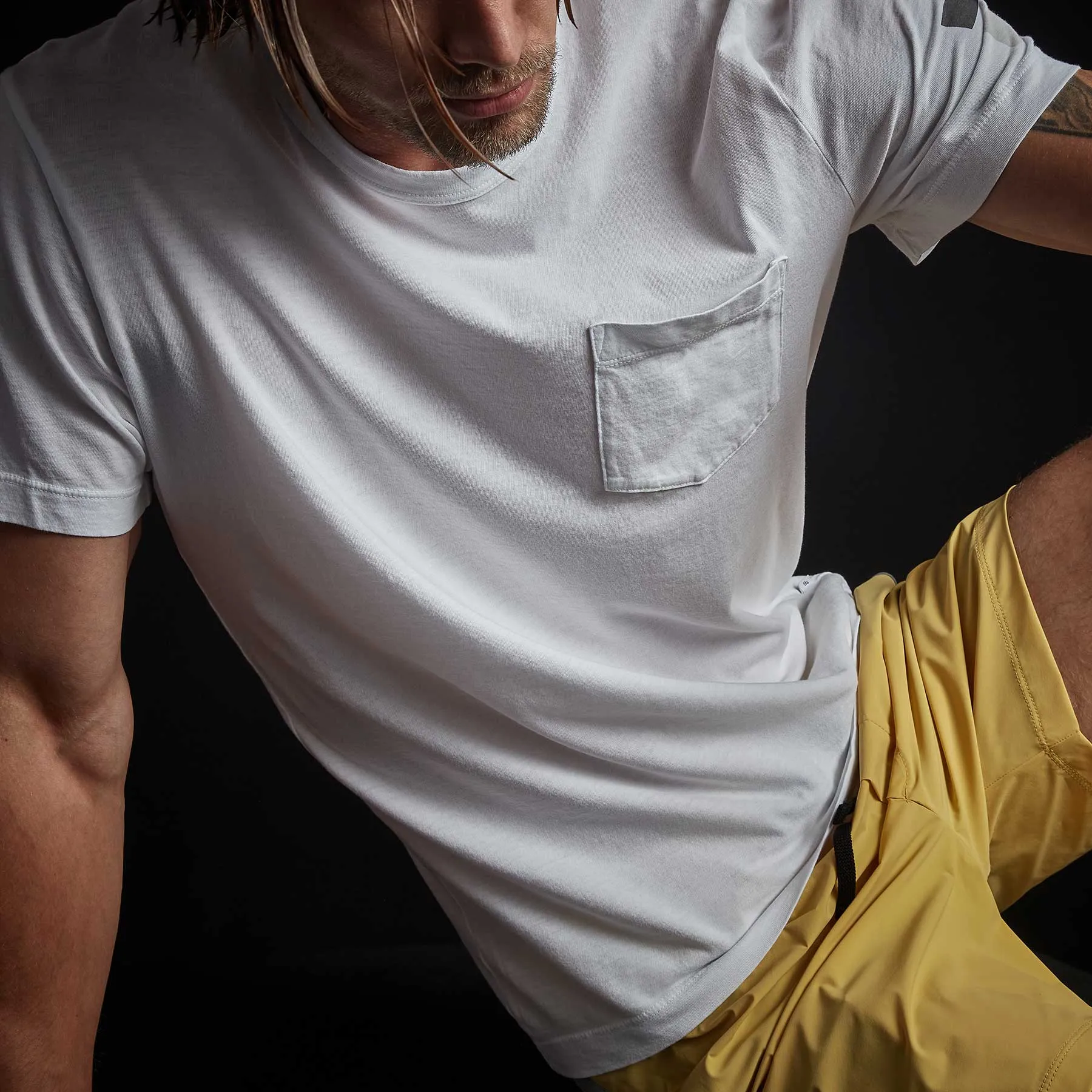 Short Sleeve Graphic Crew Neck - White