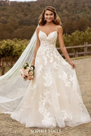 Sophia Tolli: Y22051 - Nikita