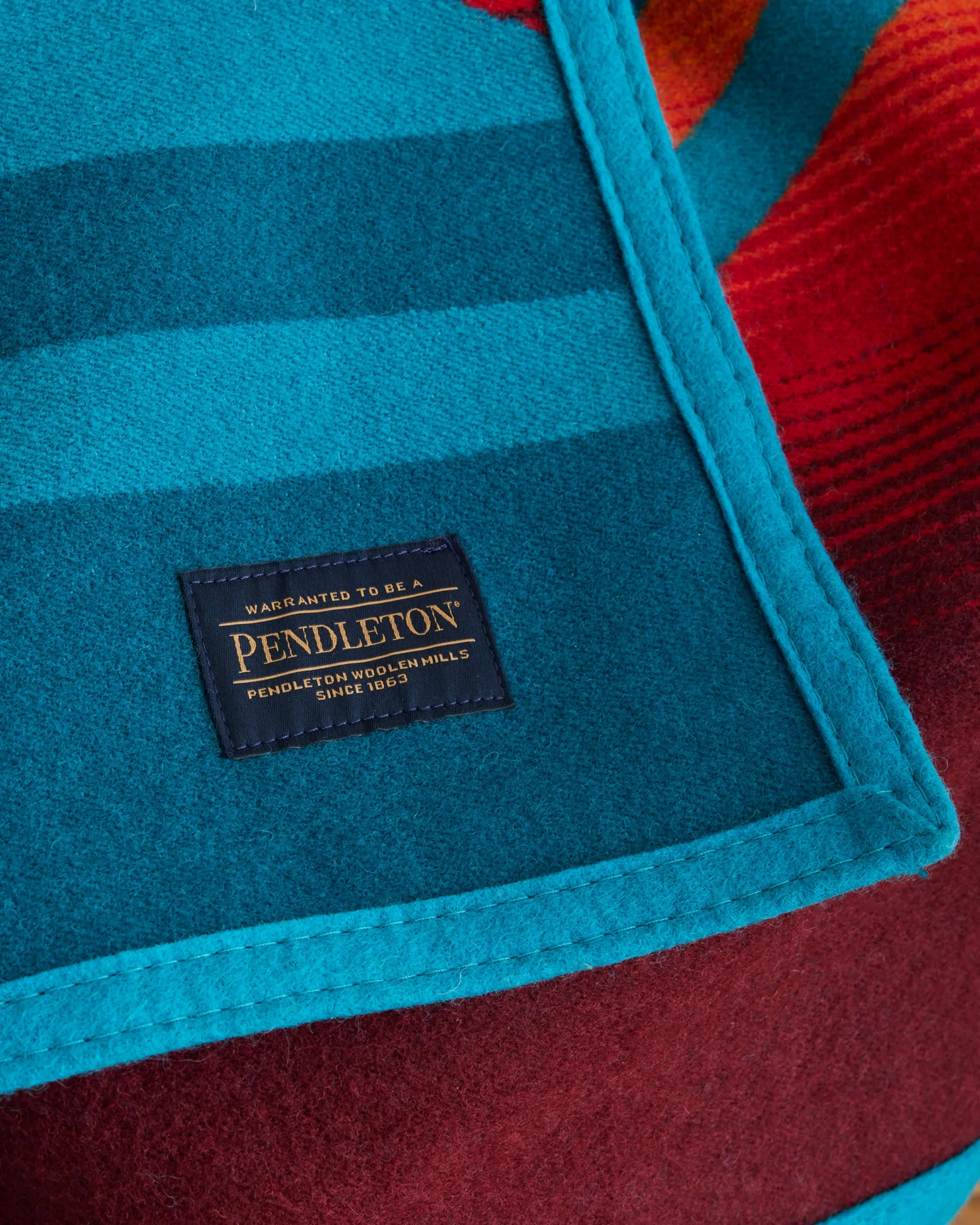 The College Fund Jacquard Robe