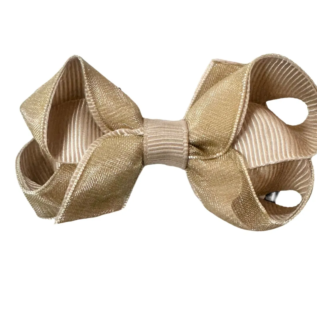 Tiny Overlay Grosgrain Bow on Clippie