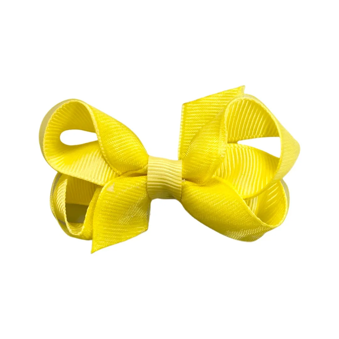 Tiny Overlay Grosgrain Bow on Clippie