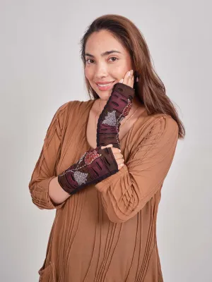 Tulip Embroidered Cotton Hamdwarmer.
